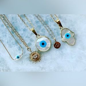*Farrah* Evil Eye Necklace